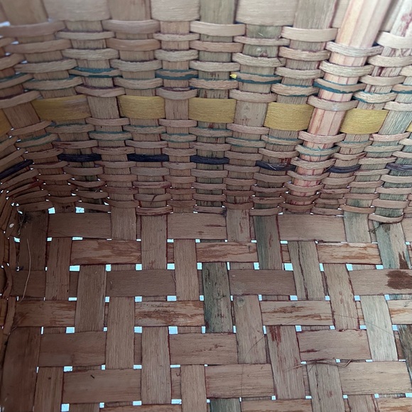 Vintage Woven Splint Basket With Fixed Wooden Handle - Picture 6 of 8